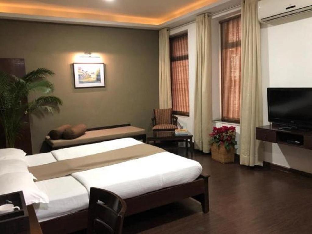 Hotel Ketan Pune Extérieur photo