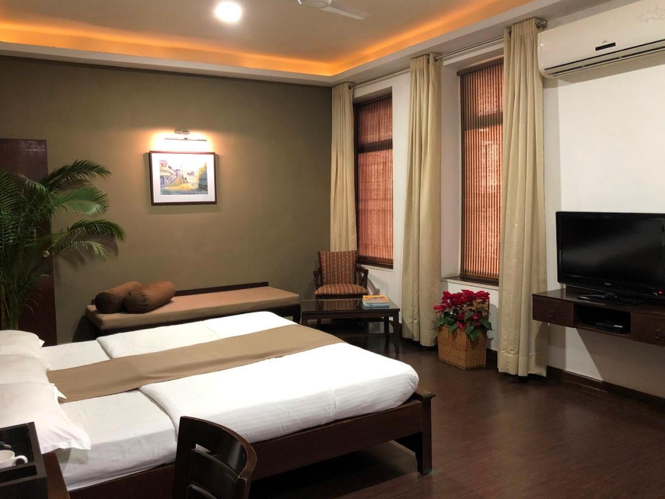 Hotel Ketan Pune Extérieur photo